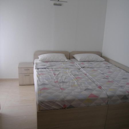 Apartmani Matela Petrcane Exteriér fotografie