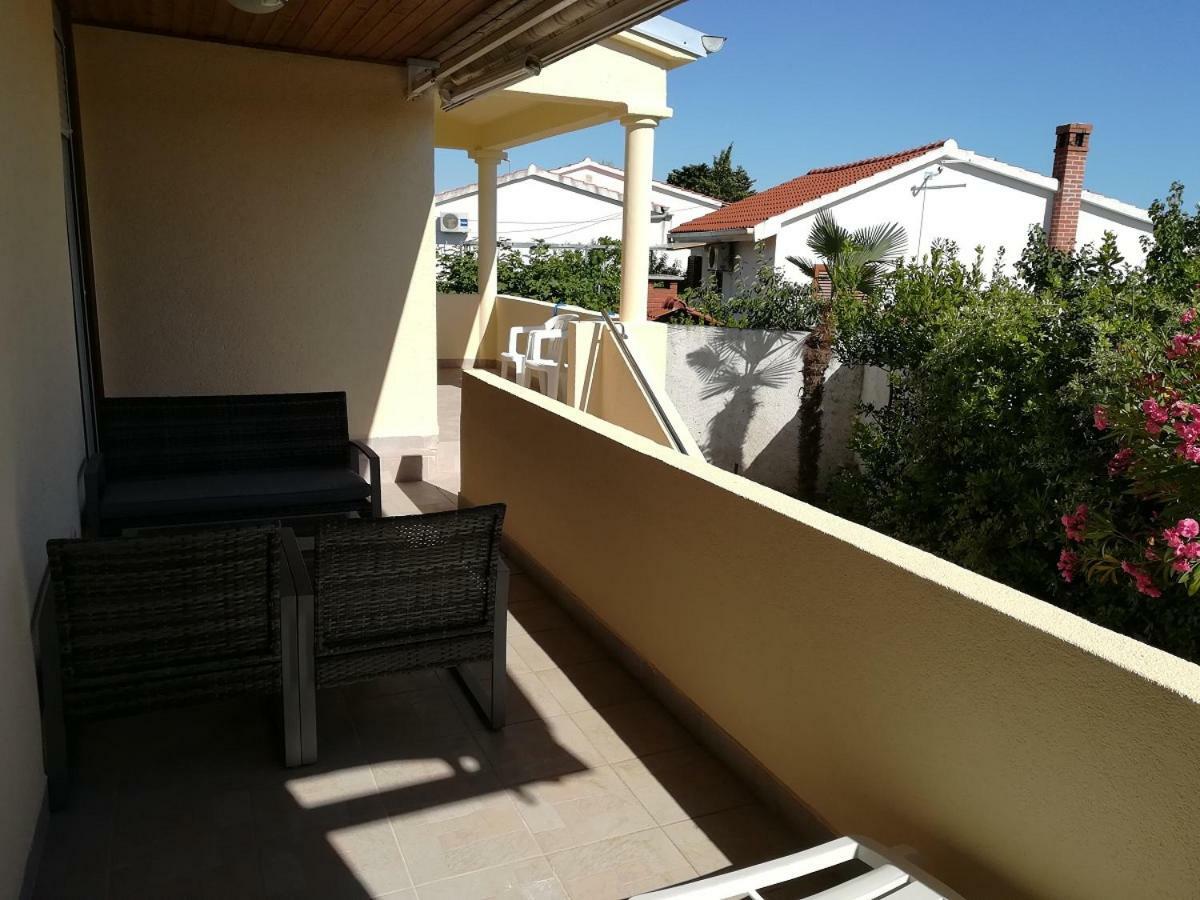 Apartmani Matela Petrcane Exteriér fotografie