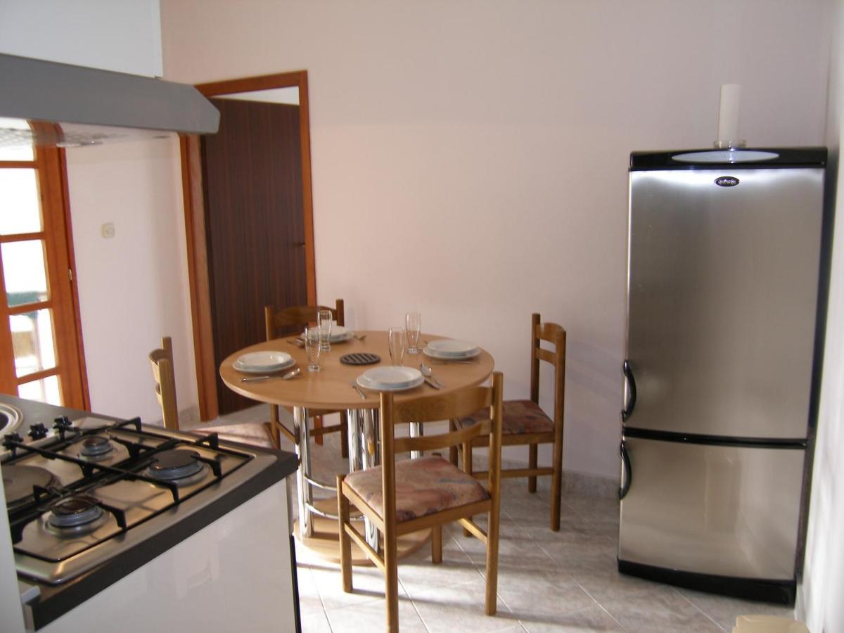Apartmani Matela Petrcane Exteriér fotografie